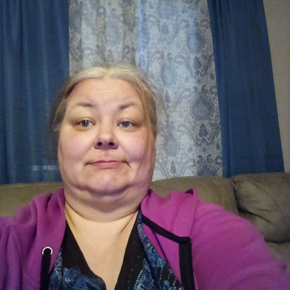 Meet your Posher, Dawn - Picture 1 of 1